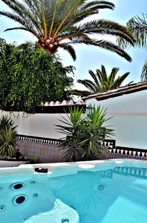 Villa Carabeo เนร์คา ภายนอก รูปภาพ